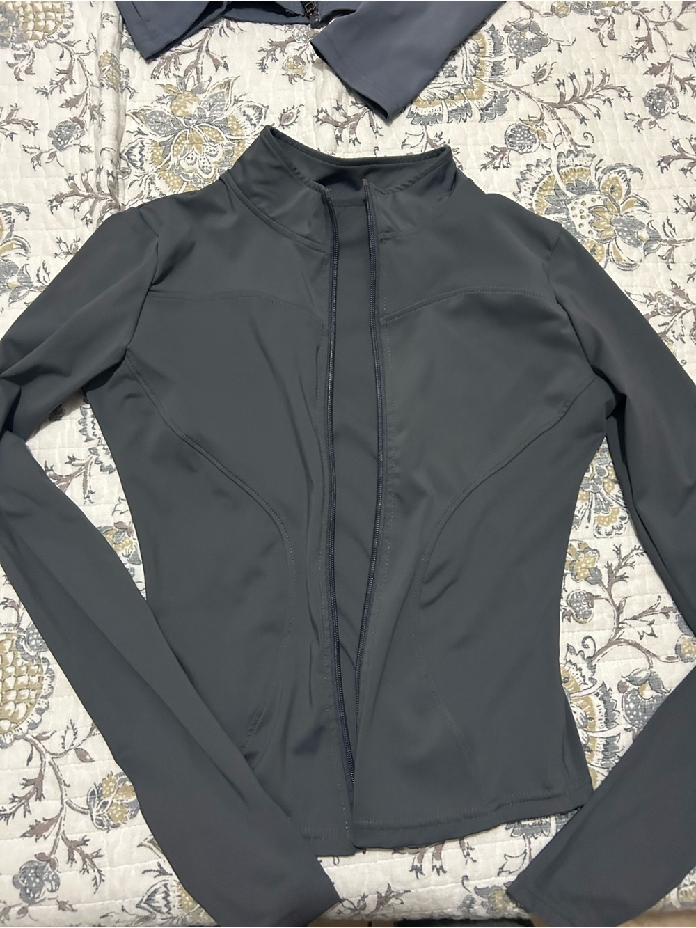 Sleek Gray Zip-Up Athletic Jacket